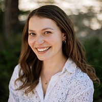 Sarah Zalucha Headshot